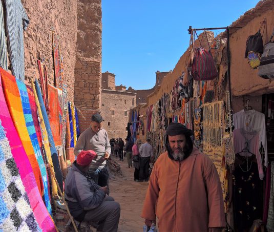Handel war und ist in den alten Kasbahs bis heute wichtig. Und sei es mit Touristen.