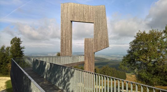 Räuberhöhlen, Windklang, Erbeskopf